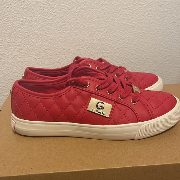 G by Guess - Women’s Backer 2 Leather Lace Ups - Size 5 (**Make An Offer**) - Picture 2 of 8